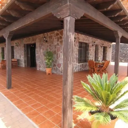 Cercado Del Medio, Con Piscina Privada فيلة