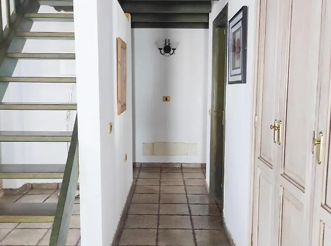 Cercado Del Medio, Con Piscina Privada * Адехе